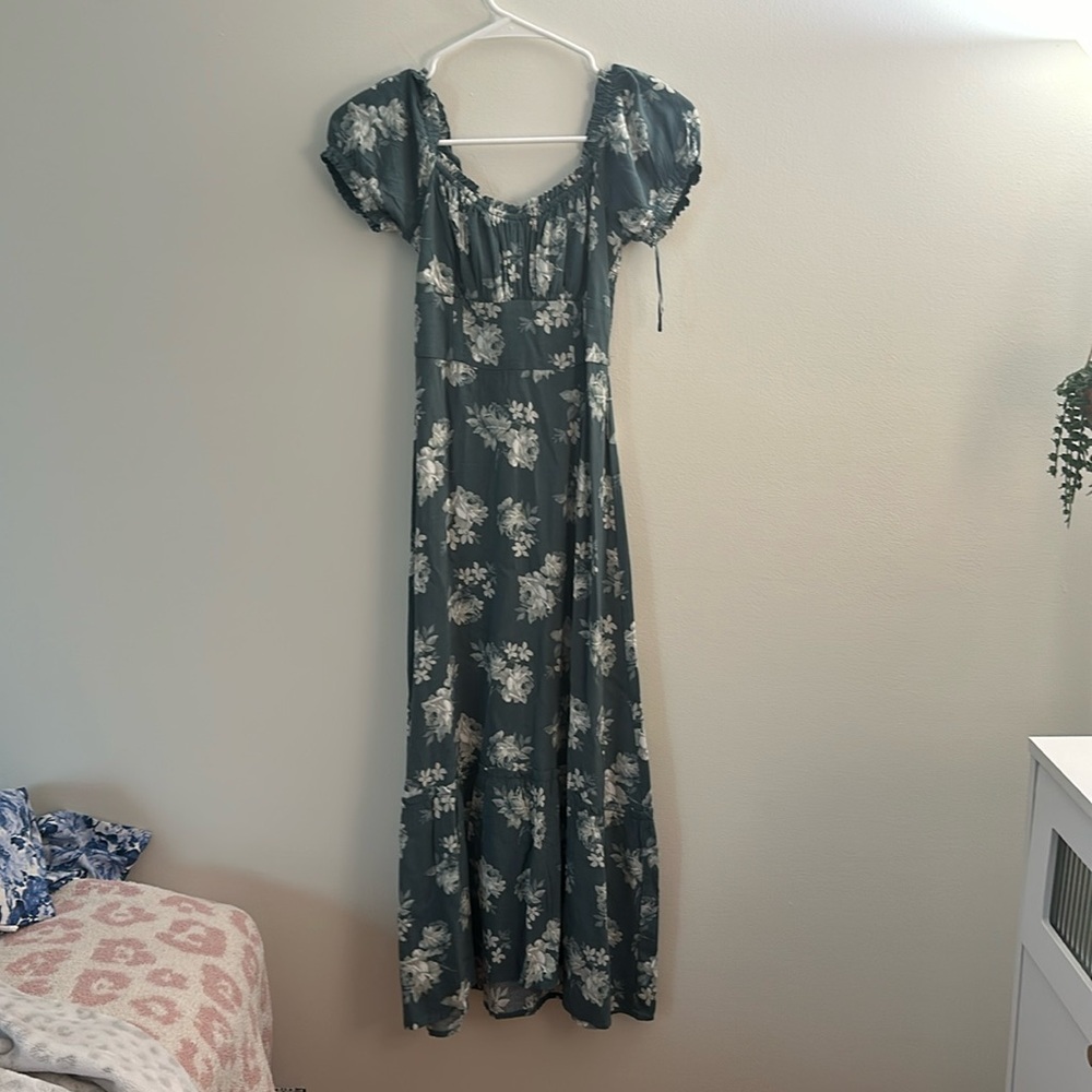 Hollister Green Floral Maxi Dress